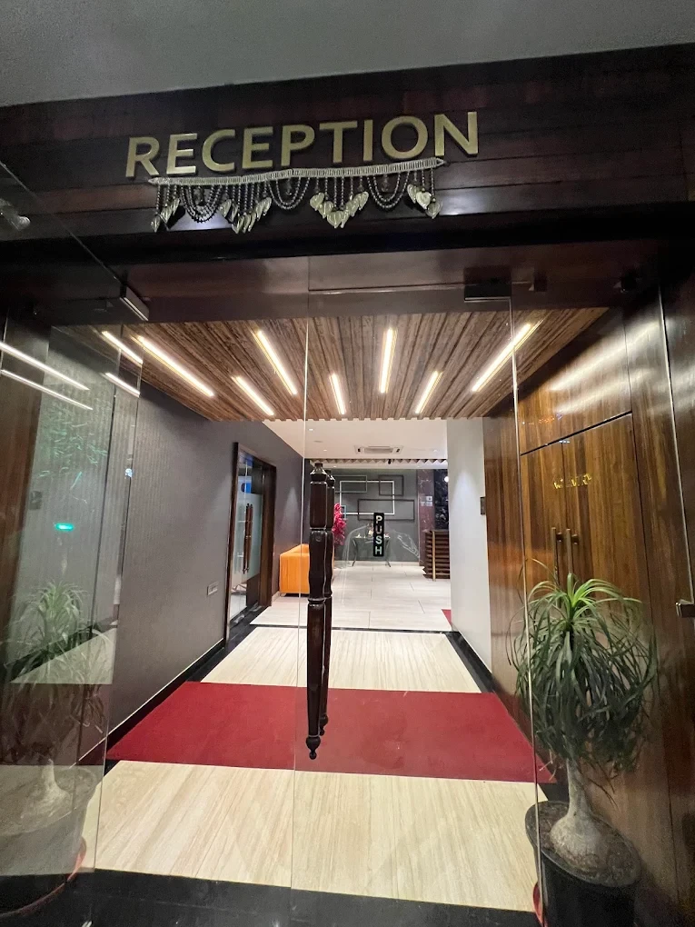 Hotel Grand Gulmohar