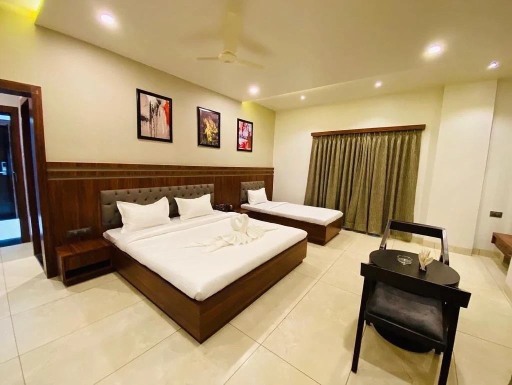 Hotel Grand Gulmohar