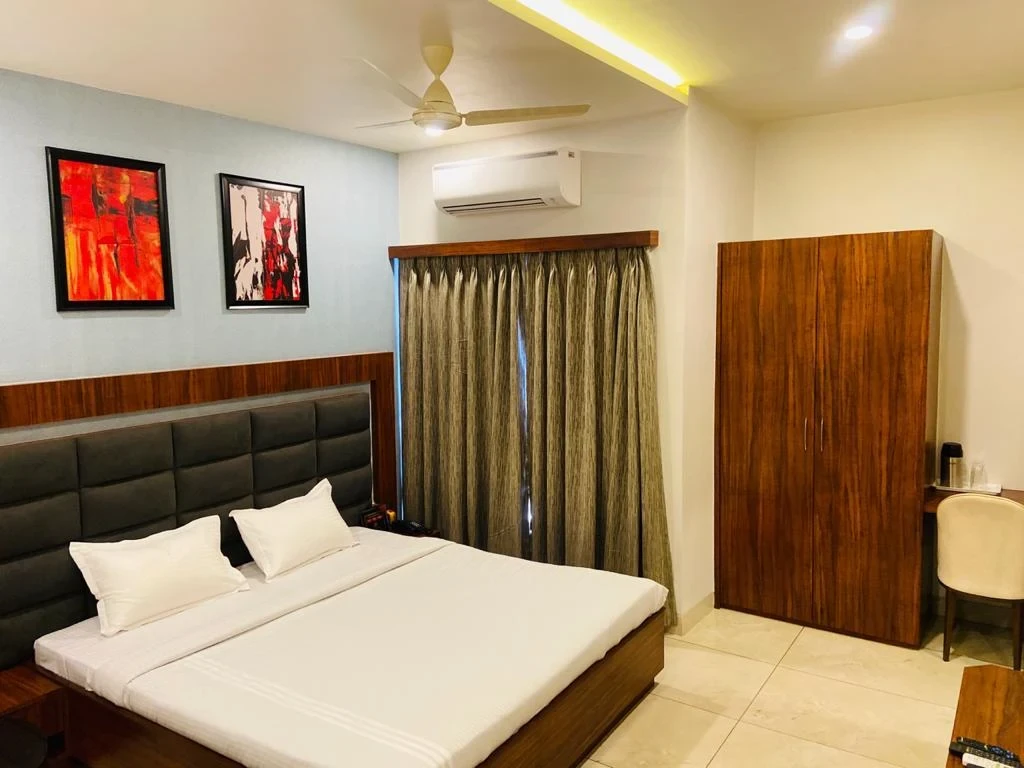 Hotel Grand Gulmohar
